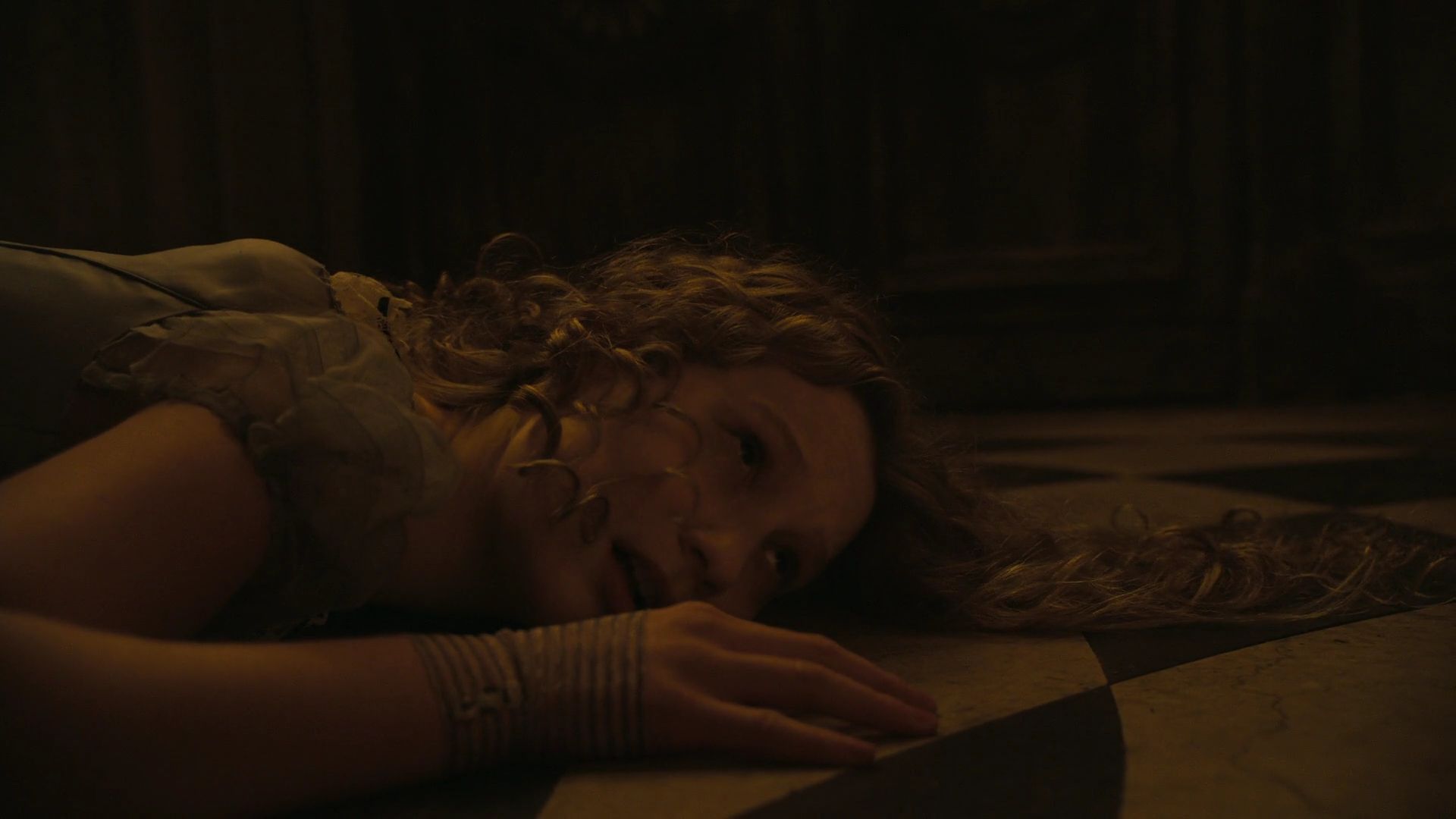 AliceInWonderland0401.jpg
