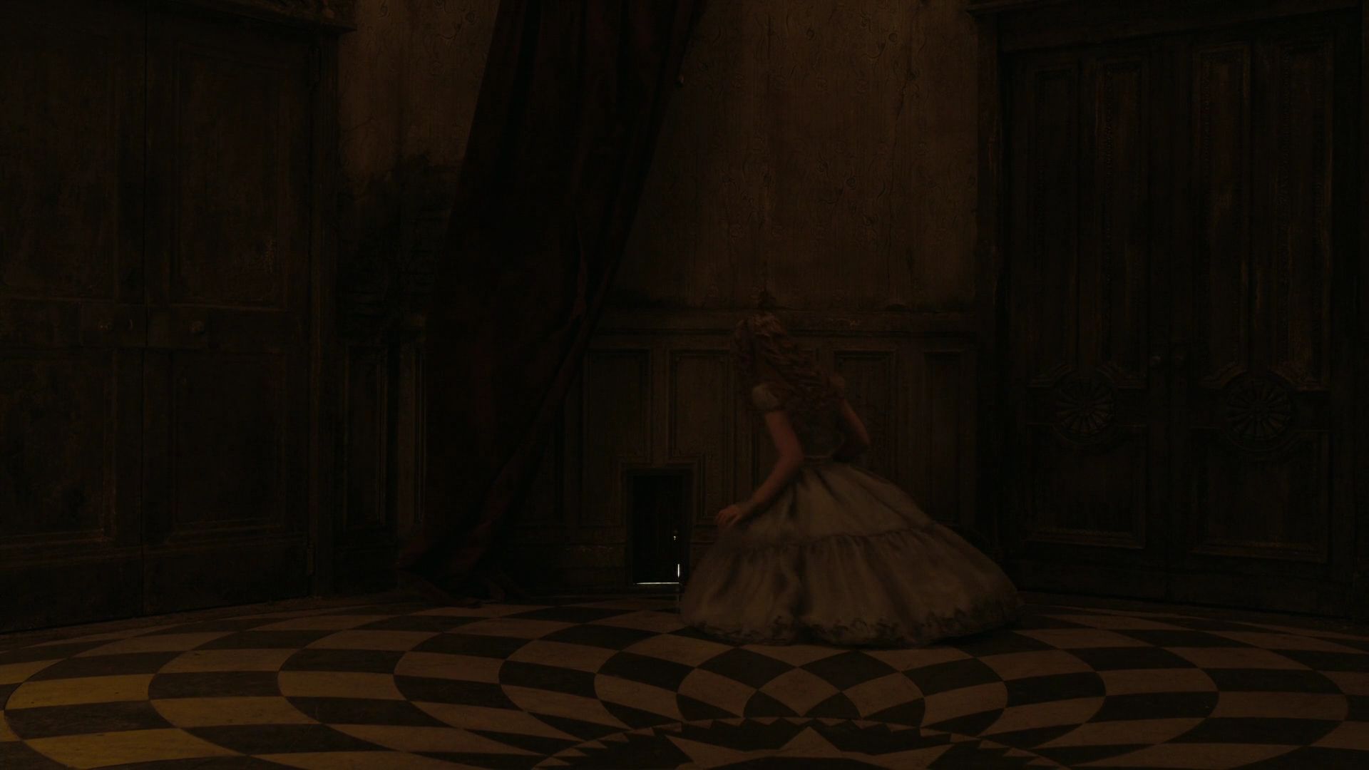 AliceInWonderland0439.jpg