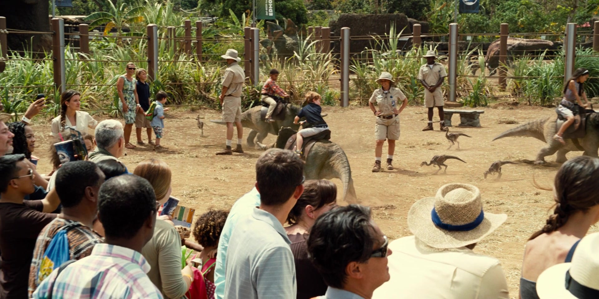 JurassicWorld-00748.jpg