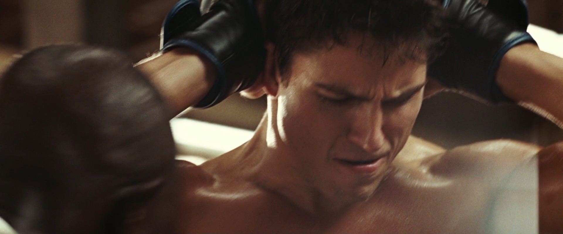 Never back down перевод