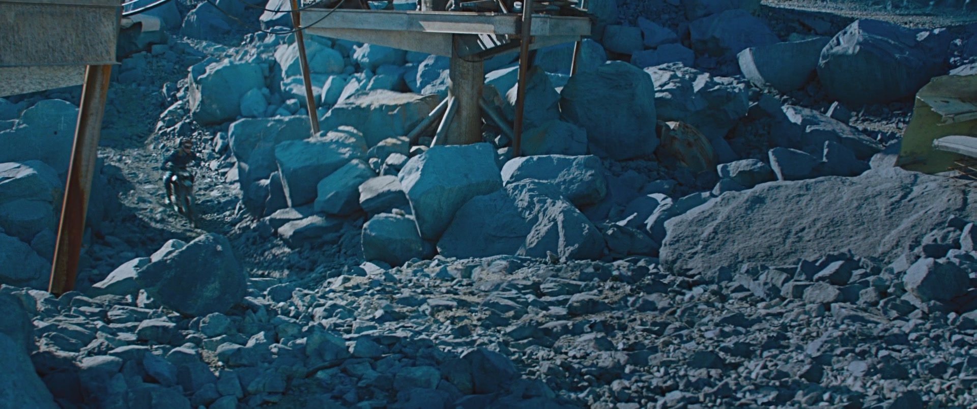 STB-02215.jpg